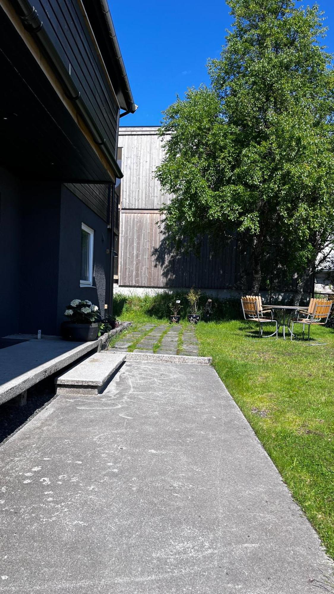 Stroken Liten Leilighet I Svolvaer. Kültér fotó